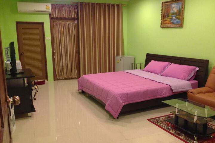 Room 12 of 24