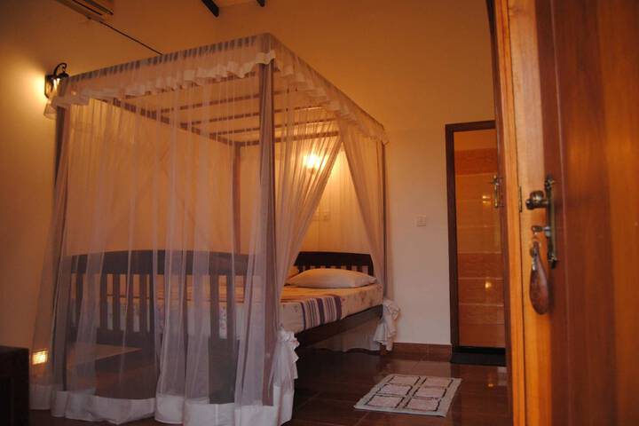 Room 3 of 17