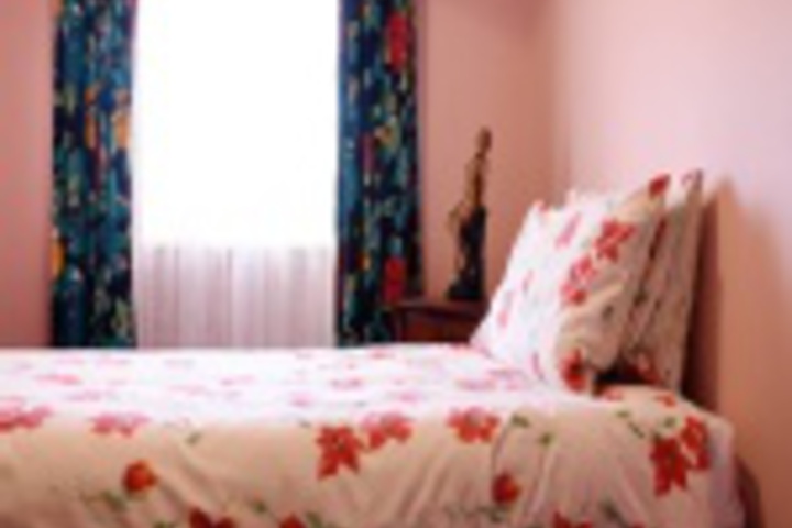 Room 120 of 360