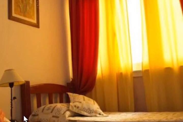 Room 3 of 42