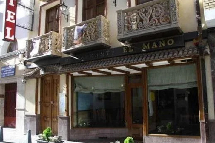 HOTEL EL MANO