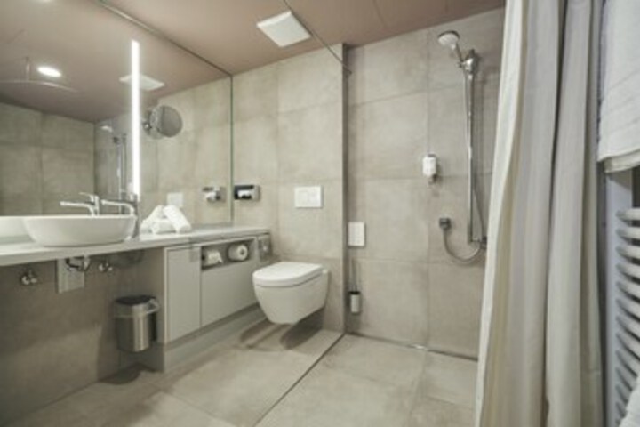 Room 7 of 29