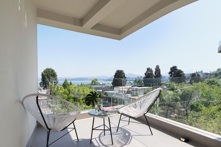 Terrace/Patio 202 of 288