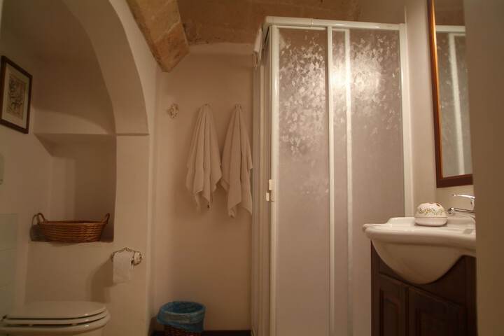 Room 20 of 29