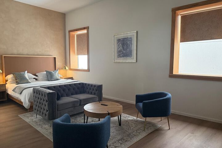 Room 29 of 153