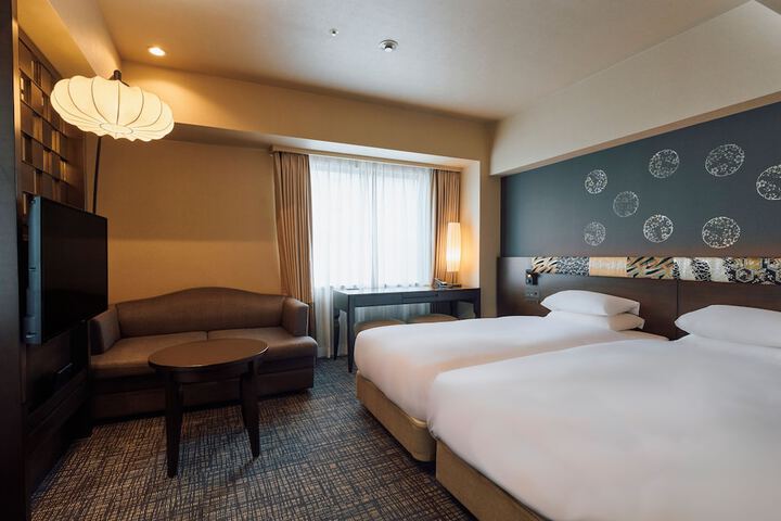 Room 28 of 110