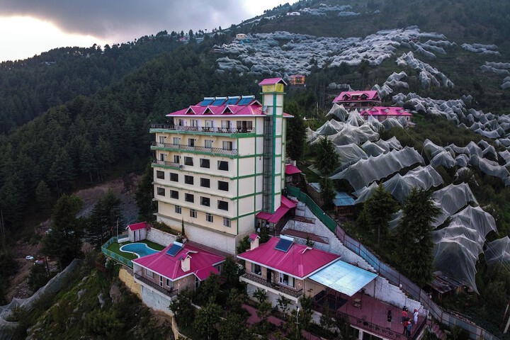 Hotel 31 of 35