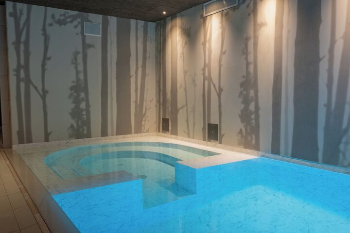 Spa 72 of 108