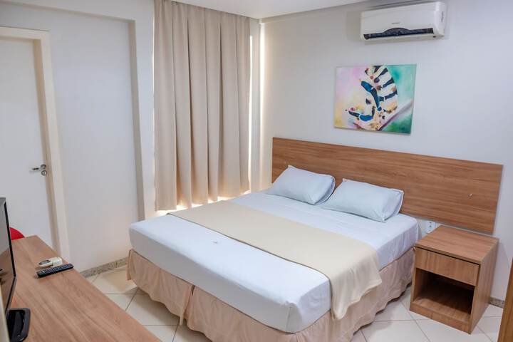 Room 3 of 40