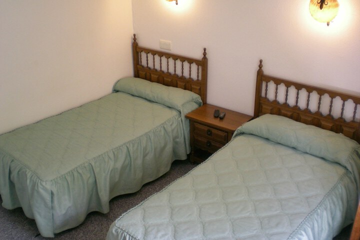 Room 3 of 30
