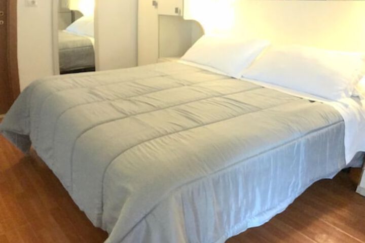 Room 32 of 139