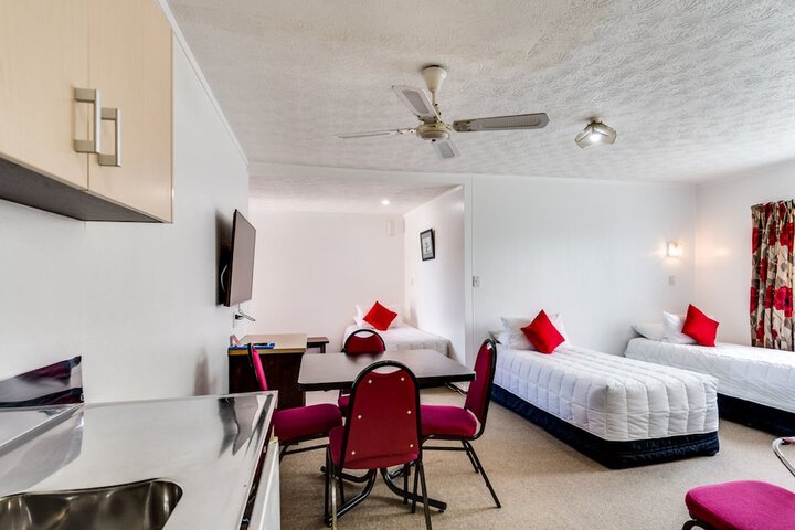 Room 22 of 48