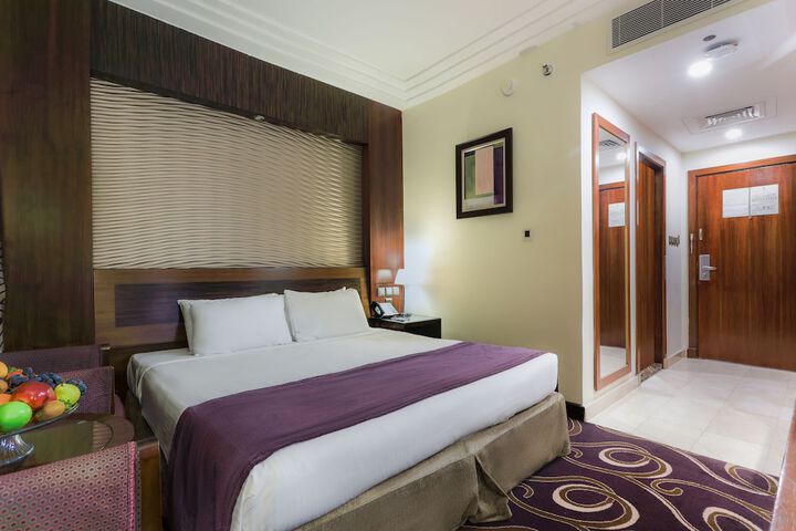 Room 30 of 57