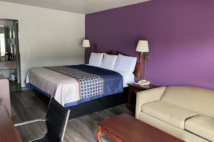 Single King Size Bed (1 of 4)