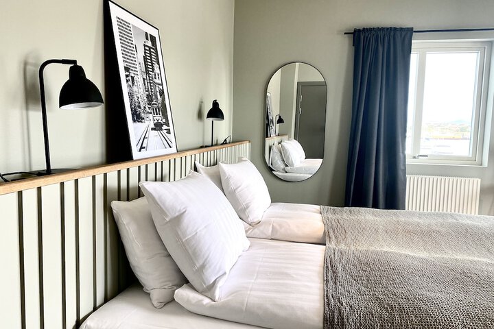 Room 6 of 40