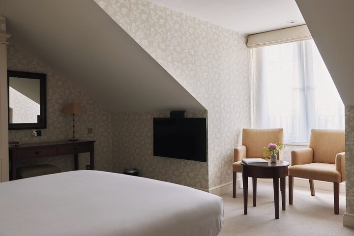 Room 29 of 77