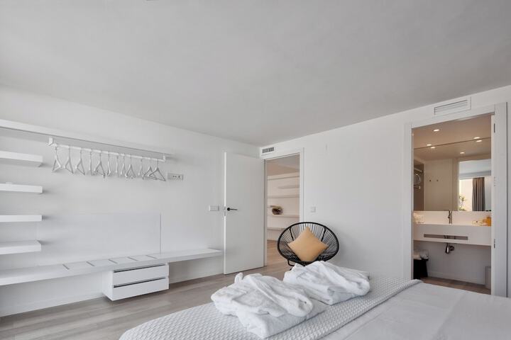 Room 15 of 86