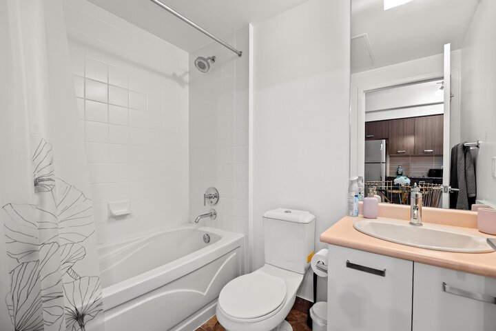 Room 185 of 195