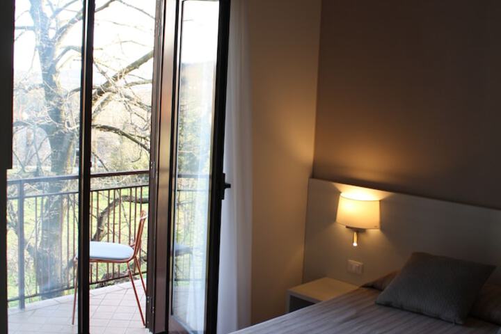 Room 8 of 20