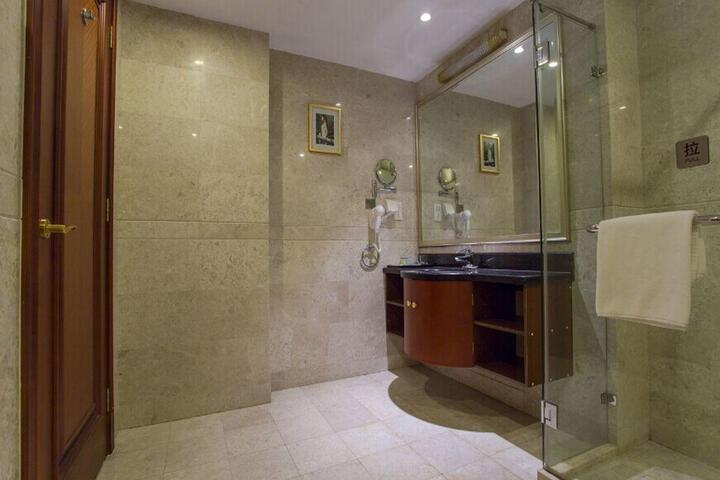 Starway Hotel Shanghai Automobile City Changji Road