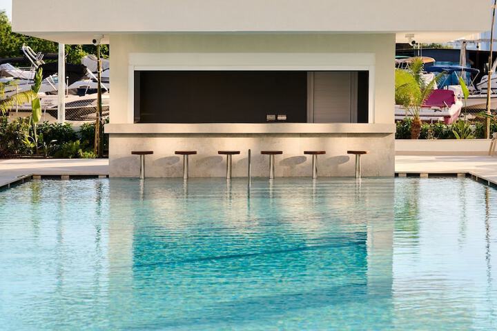 Pool 49 of 93