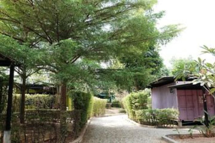 Property Grounds 18 of 22