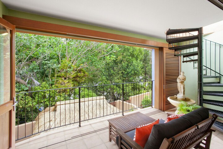 Terrace/Patio 30 of 52