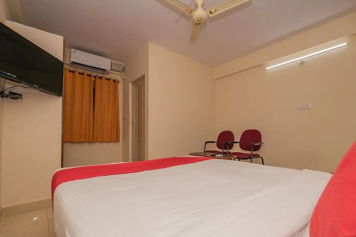 Room 7 of 14