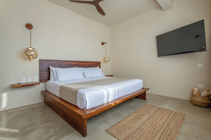 Room 21 of 70