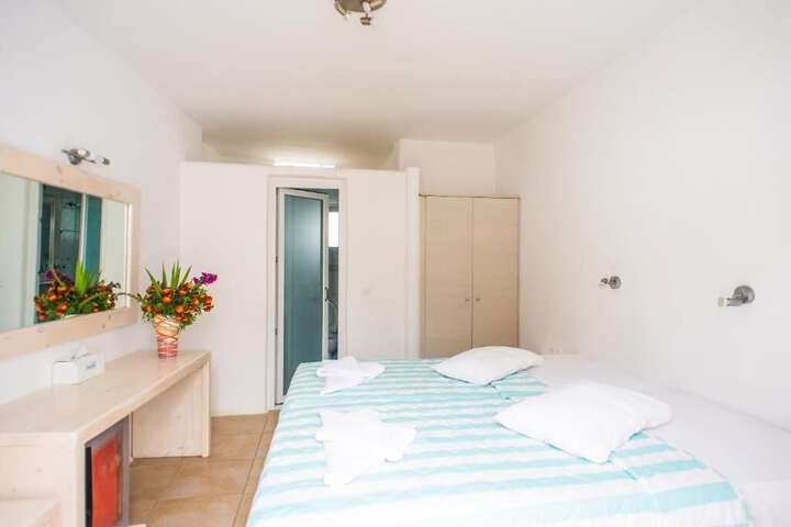 Room 21 of 92