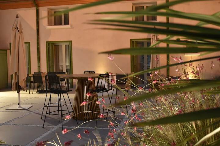 Hotel 49 of 51
