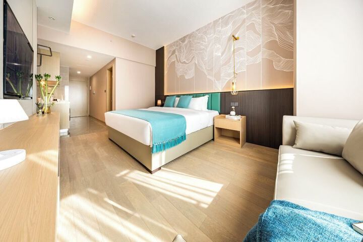 Room 37 of 39