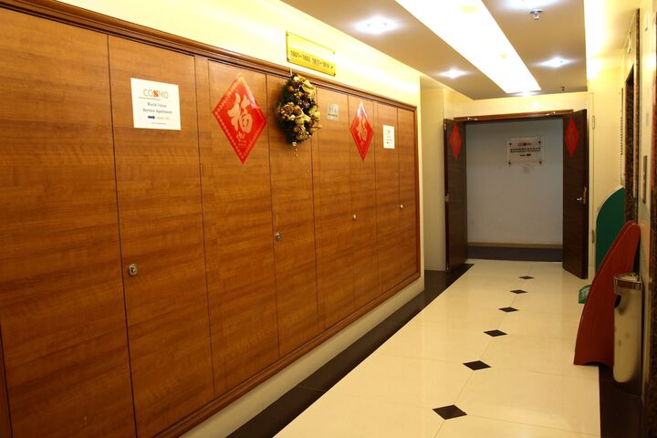 Ballroom/Hall 64 of 69