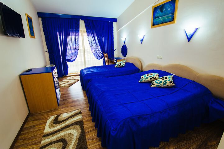 Room 25 of 61