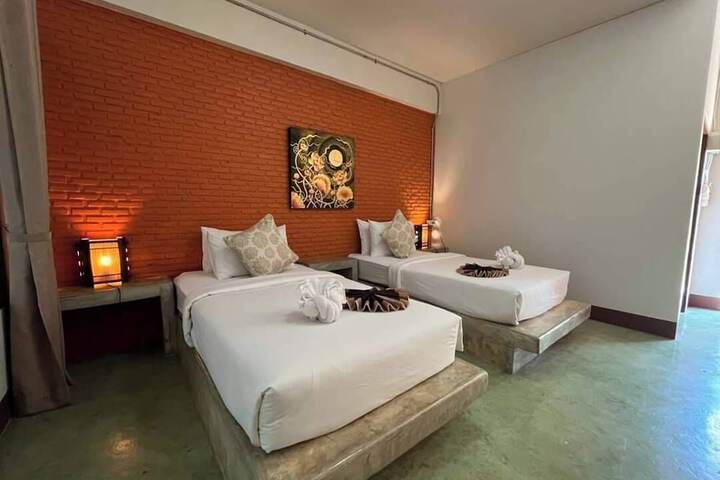 Room 8 of 45