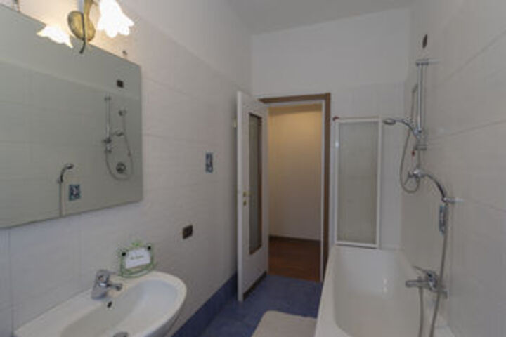 Room 22 of 320