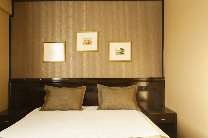 Room 22 of 56