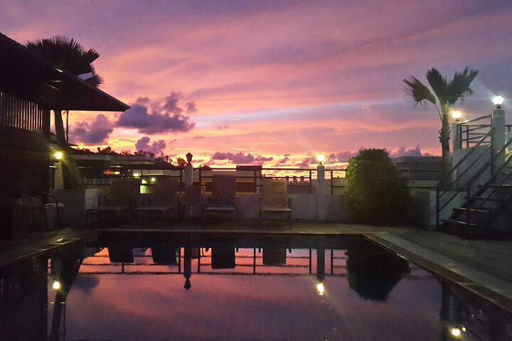 Pools & Facilities