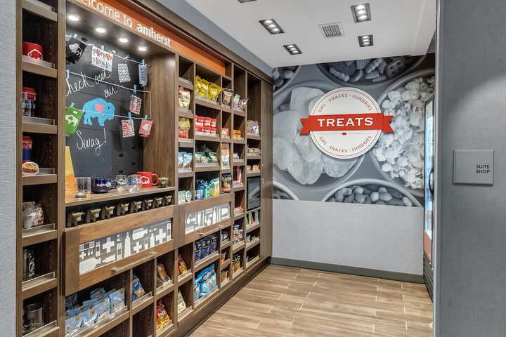 Snack bar