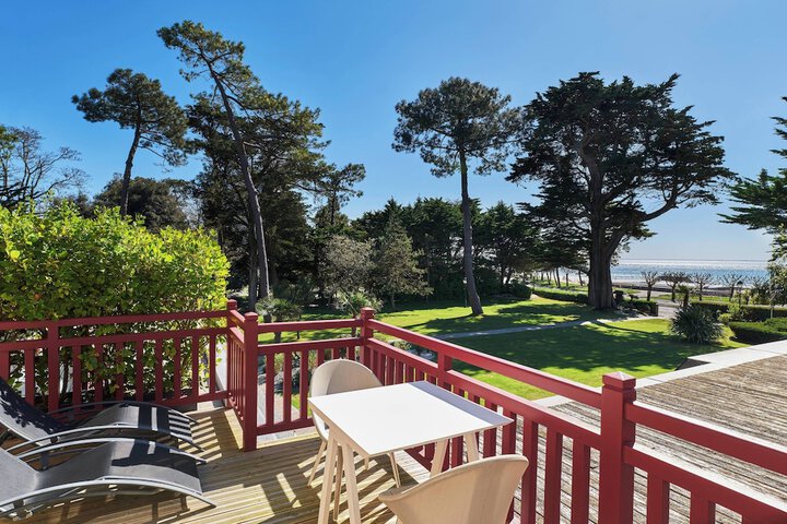 Terrace/Patio 14 of 31