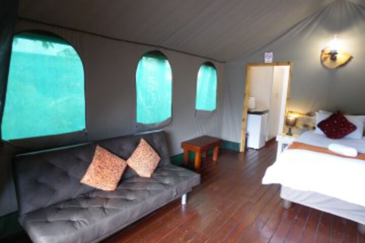 Room 5 of 32