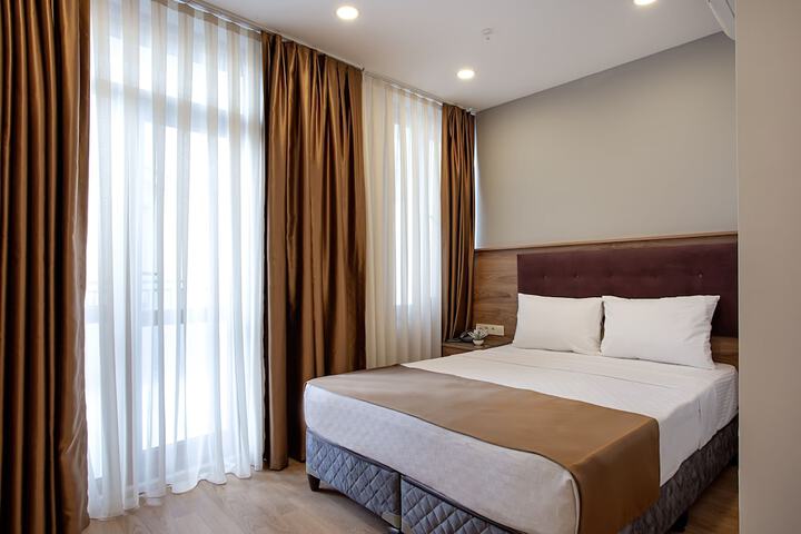 Room 15 of 66