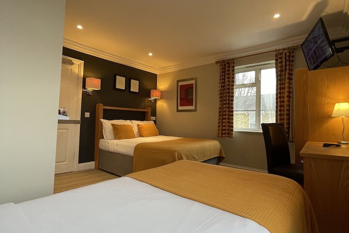 Room 15 of 39