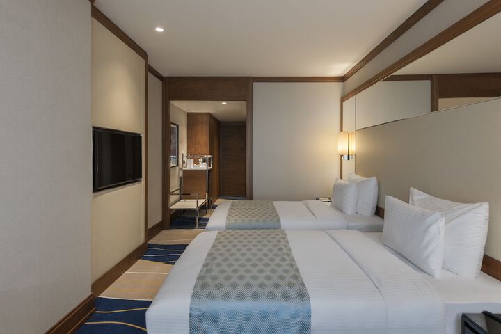 Room 6 of 56