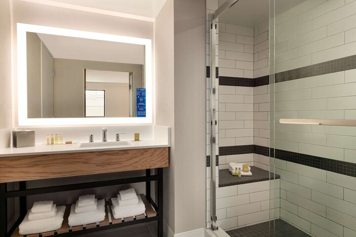 Bathroom shower