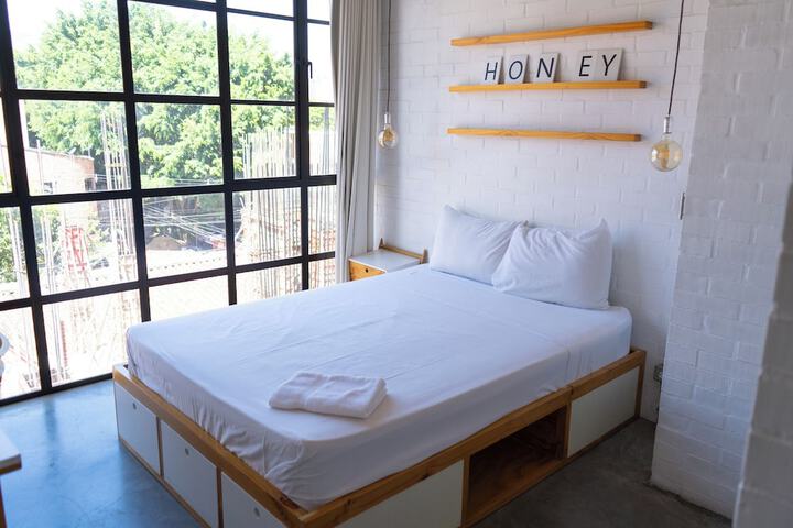 Room 18 of 31