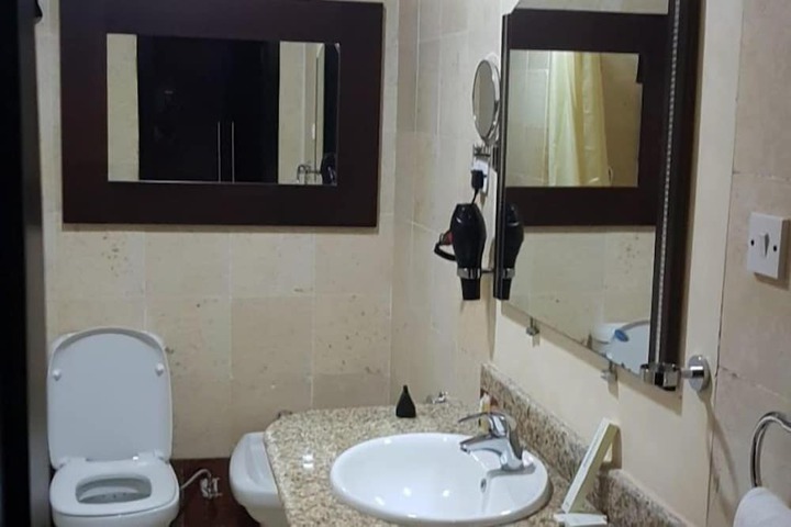 Room 15 of 46