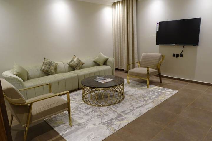 Room 10 of 24