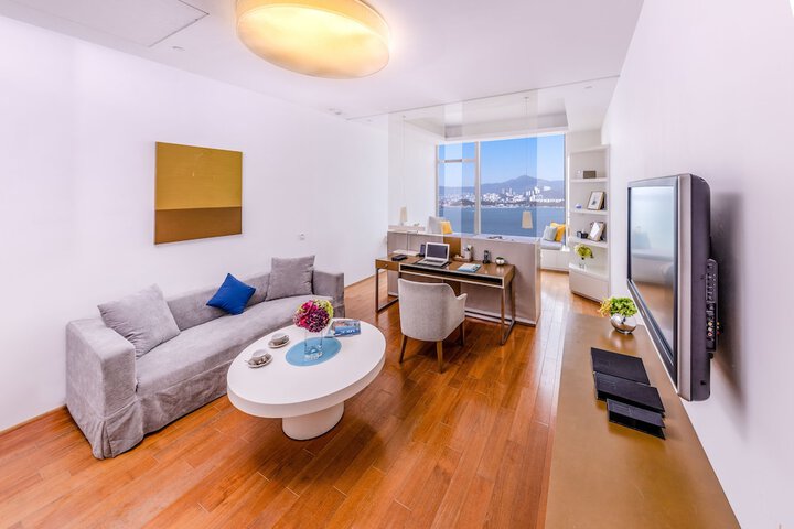 Room 3 of 60