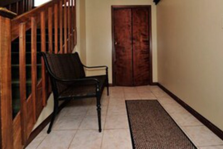 Room 9 of 47